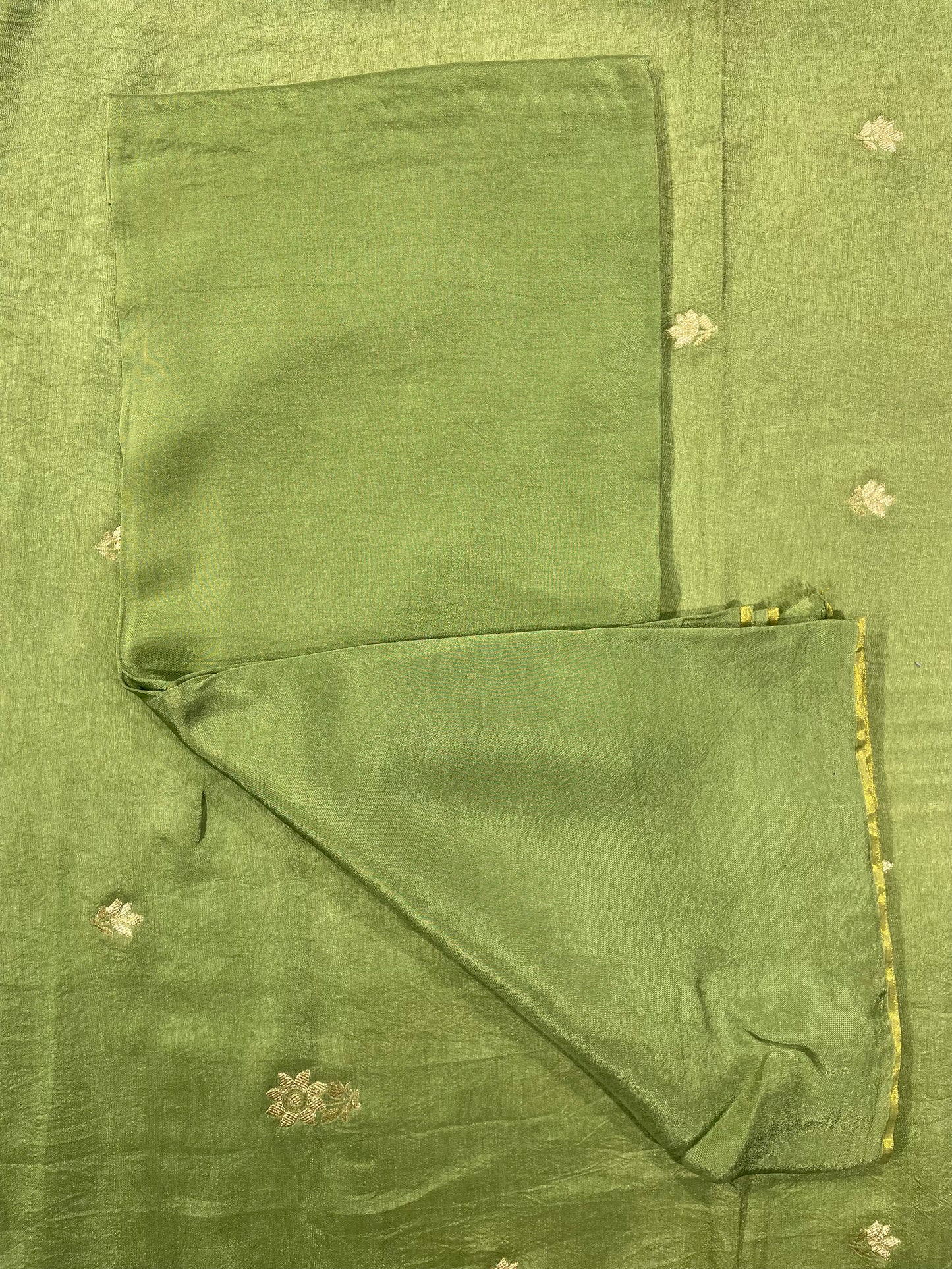 Green Banarsi Silk Unstitched Salwar Suit