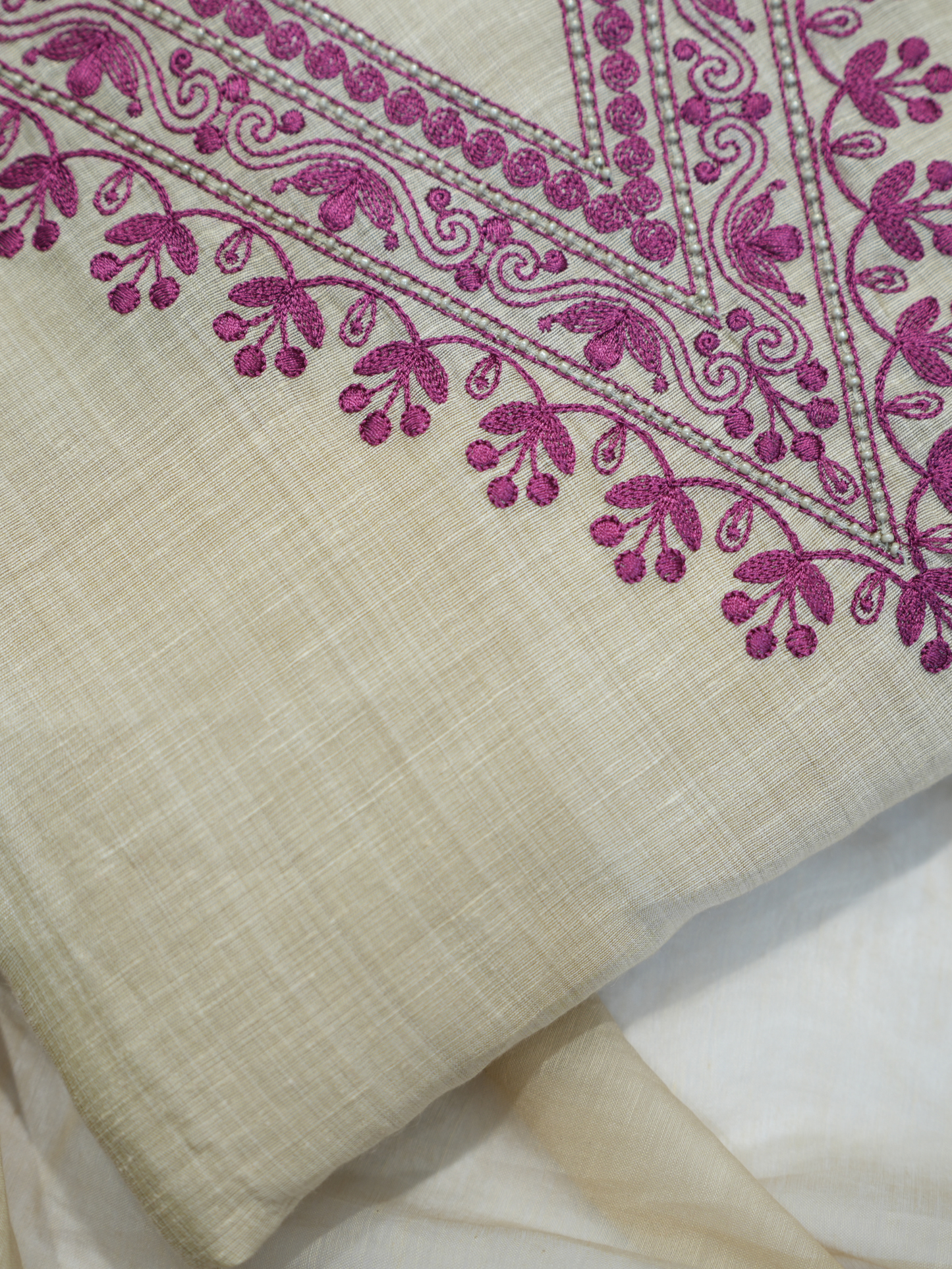 Chanderi Thread Work Suit