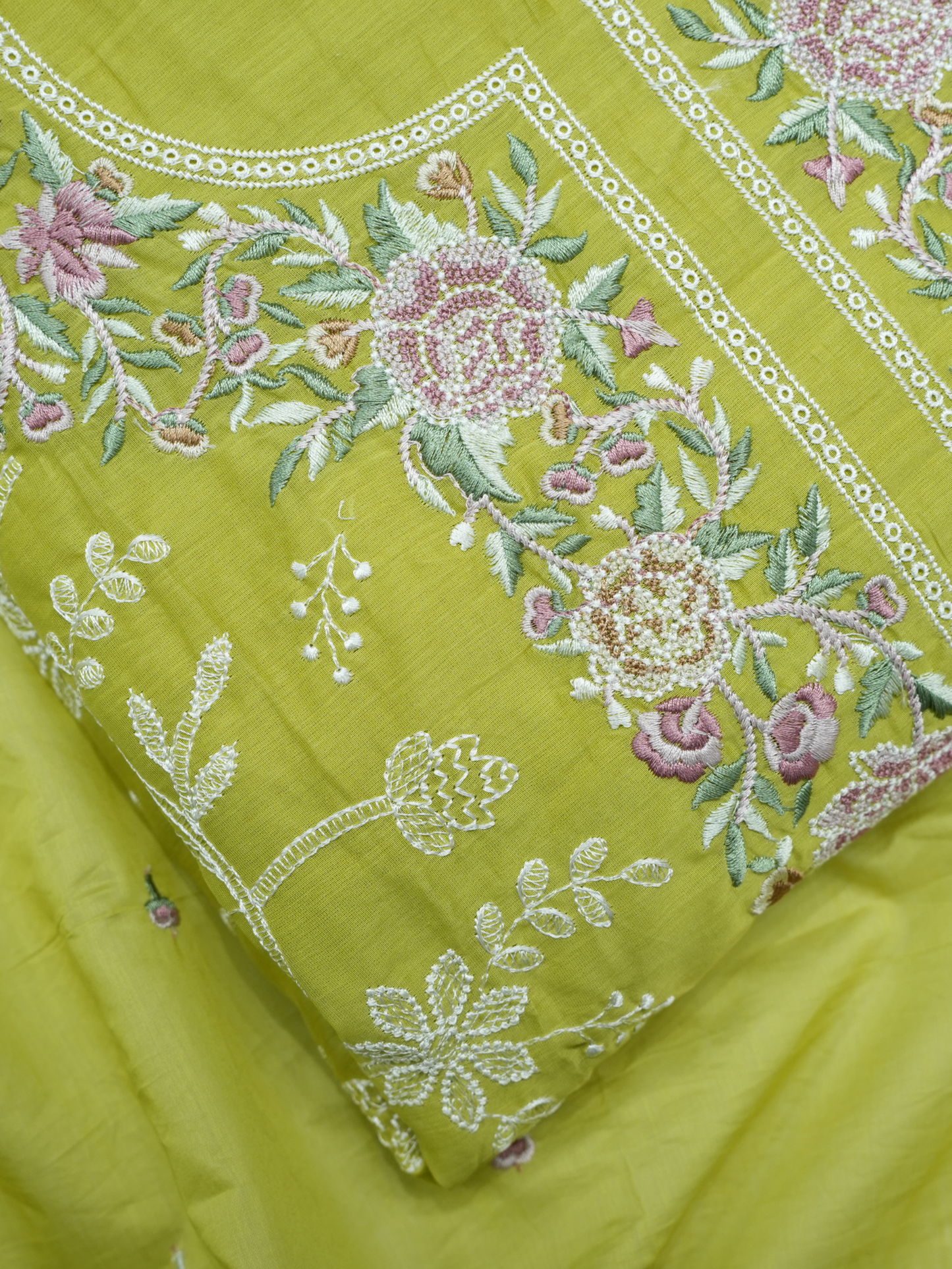 Chanderi Thread Work Suit